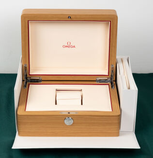 Omega Speedmaster Racing Ref. 326.30.40.50.01.002 40mm NEW 24.04.2025 - 14