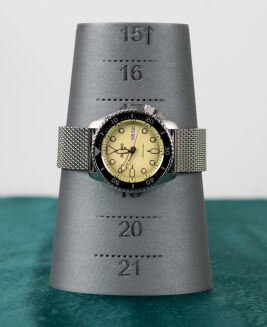Seiko 5 Sports Automatic 42mm SRPD67K1 Suits Style Mesh - 9