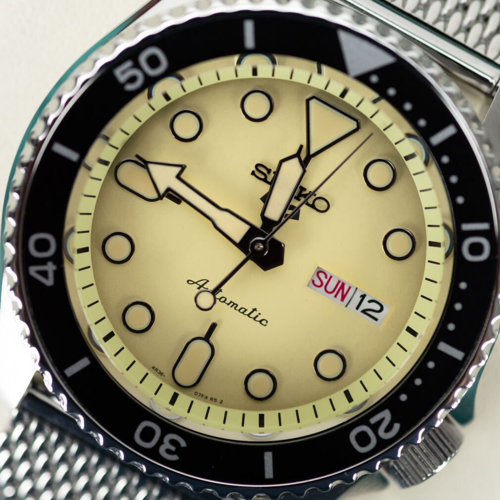 Seiko 5 Sports Automatic 42mm SRPD67K1 Suits Style Mesh