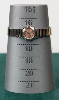Omega Constellation 1561.61 - 9